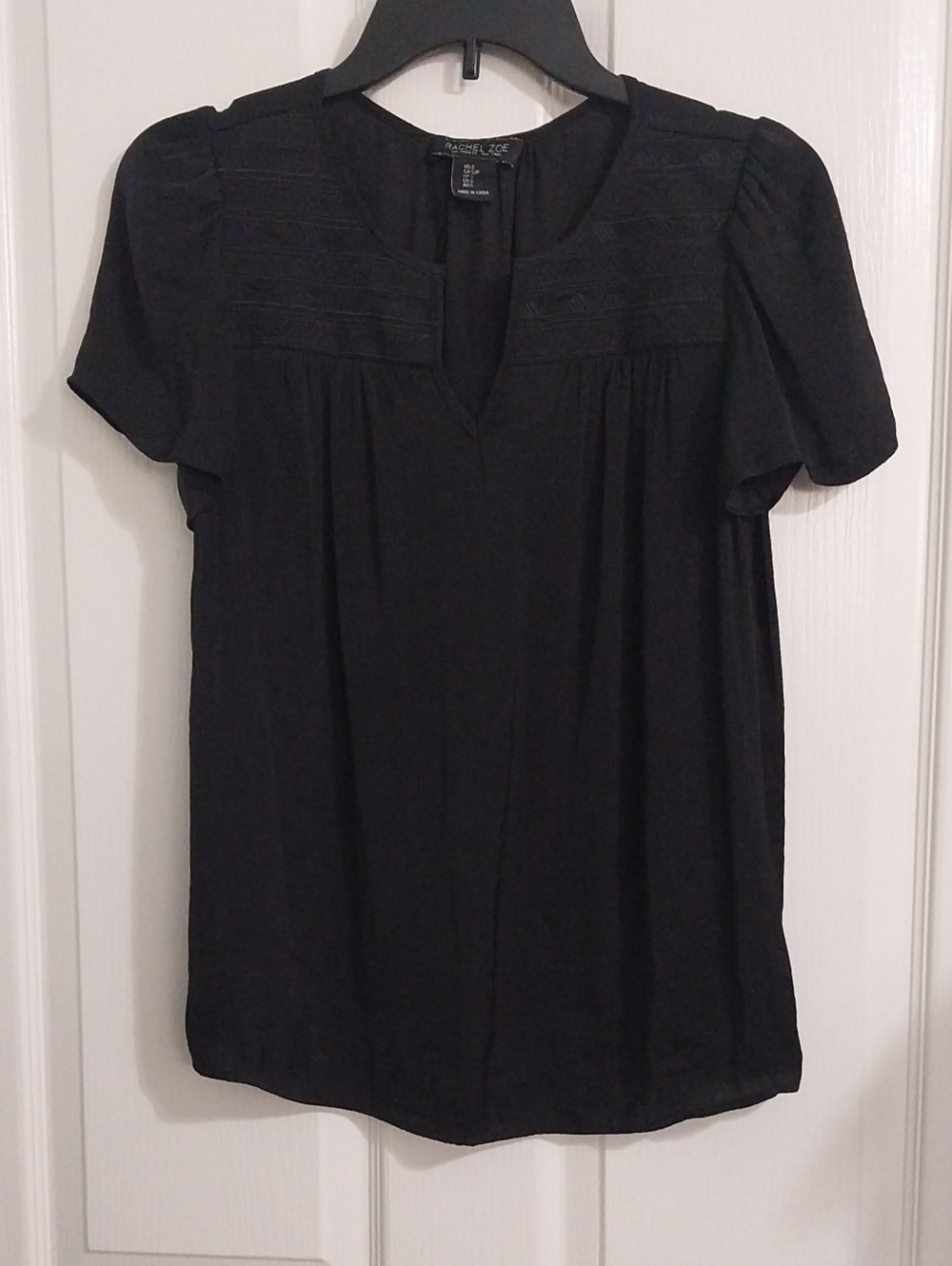 Sm Rachel Zoe Black Short-Sleeve V-Neck Pintuck Blouse Extra Soft